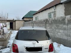 Фото авто Toyota Ist