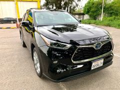 Photo of the vehicle Toyota Highlander