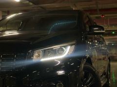 Сүрөт унаа Kia Carnival