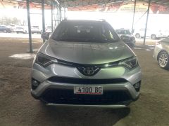 Сүрөт унаа Toyota RAV4