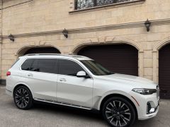 Фото авто BMW X7