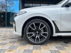 Фото авто BMW X7