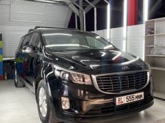 Photo of the vehicle Kia Carnival