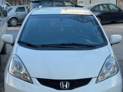 Photo of the vehicle Honda Fit