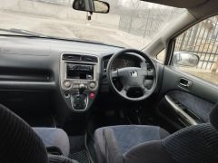 Сүрөт унаа Honda Stream