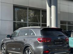 Сүрөт унаа Kia Sorento