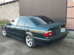 Photo of the vehicle BMW 5 Series