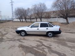 Сүрөт унаа Daewoo Nexia