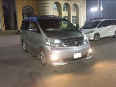 Сүрөт унаа Toyota Alphard