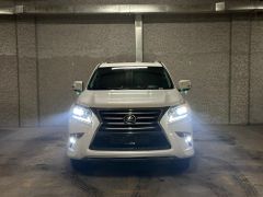 Photo of the vehicle Lexus GX