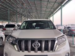 Сүрөт унаа Toyota Land Cruiser Prado