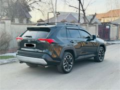 Сүрөт унаа Toyota RAV4