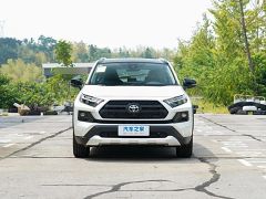 Сүрөт унаа Toyota RAV4