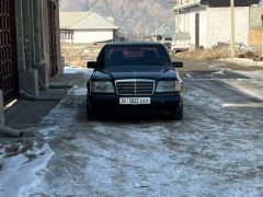 Photo of the vehicle Mercedes-Benz W124