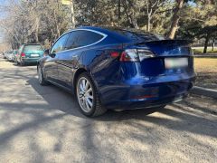 Photo of the vehicle Tesla Model 3