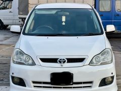 Photo of the vehicle Toyota Ipsum