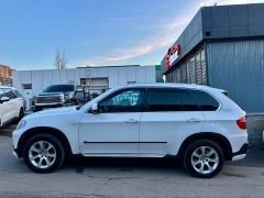 Photo of the vehicle BMW X5