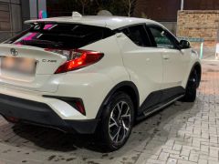 Photo of the vehicle Toyota C-HR