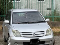 Photo of the vehicle Toyota Ist