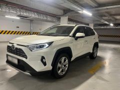 Photo of the vehicle Toyota RAV4