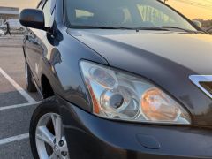 Photo of the vehicle Lexus RX