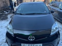 Фото авто Toyota Prius