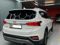 Photo of the vehicle Hyundai Santa Fe