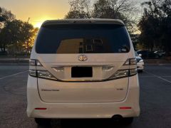 Фото авто Toyota Vellfire