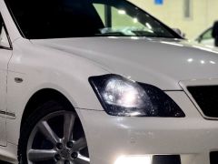 Сүрөт унаа Toyota Crown