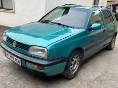 Photo of the vehicle Volkswagen Golf