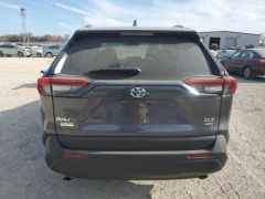 Сүрөт унаа Toyota RAV4