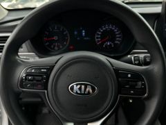 Photo of the vehicle Kia K5