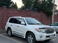 Сүрөт унаа Toyota Land Cruiser