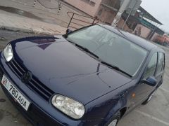 Фото авто Volkswagen Golf