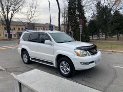 Photo of the vehicle Lexus GX