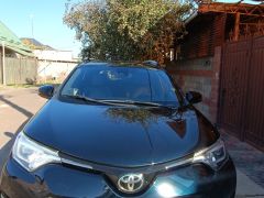 Сүрөт унаа Toyota RAV4