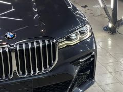 Фото авто BMW X7