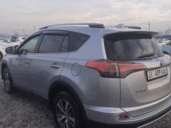 Photo of the vehicle Toyota RAV4