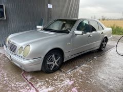 Фото авто Mercedes-Benz E-Класс