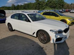 Photo of the vehicle BMW 5 Series