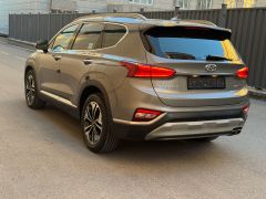 Photo of the vehicle Hyundai Santa Fe