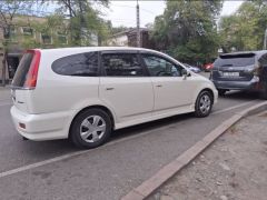 Сүрөт унаа Honda Stream