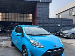 Фото авто Toyota Prius c