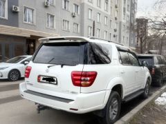 Сүрөт унаа Toyota Sequoia