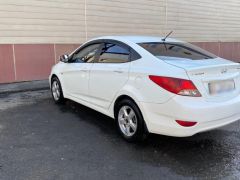 Фото авто Hyundai Solaris