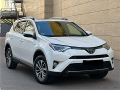 Сүрөт унаа Toyota RAV4