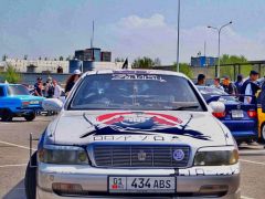 Фото авто Toyota Crown Majesta