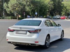 Photo of the vehicle Lexus GS