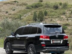 Photo of the vehicle Lexus LX