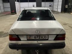 Фото авто Mercedes-Benz W124